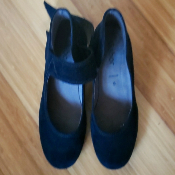 Gabor Black Sue Suede Mary Janes with Heel. Sz 7.5 - Picture 6 of 8